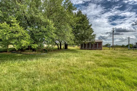 1315 Crossfire Trail Florence TX 76542