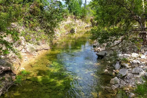 1315 Crossfire Trail Florence TX 76542