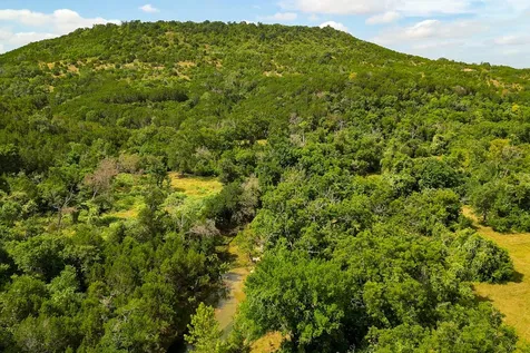 1315 Crossfire Trail Florence TX 76542