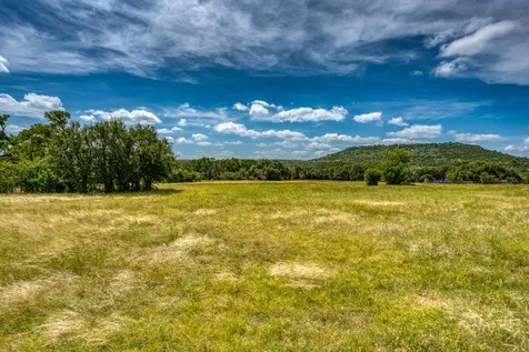 1315 Crossfire Trail Florence TX 76542