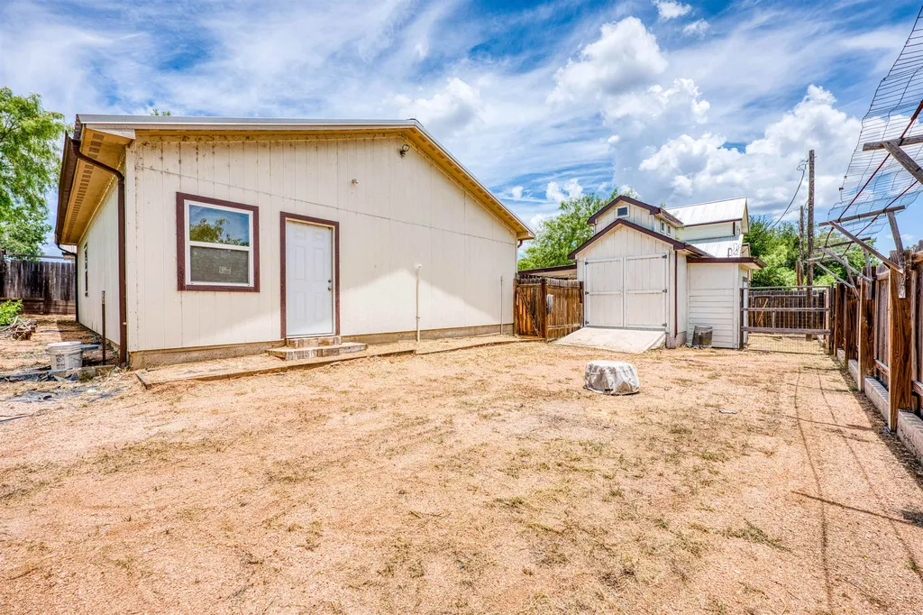 412 Granite Shoals Drive Sunrise Beach TX 78643