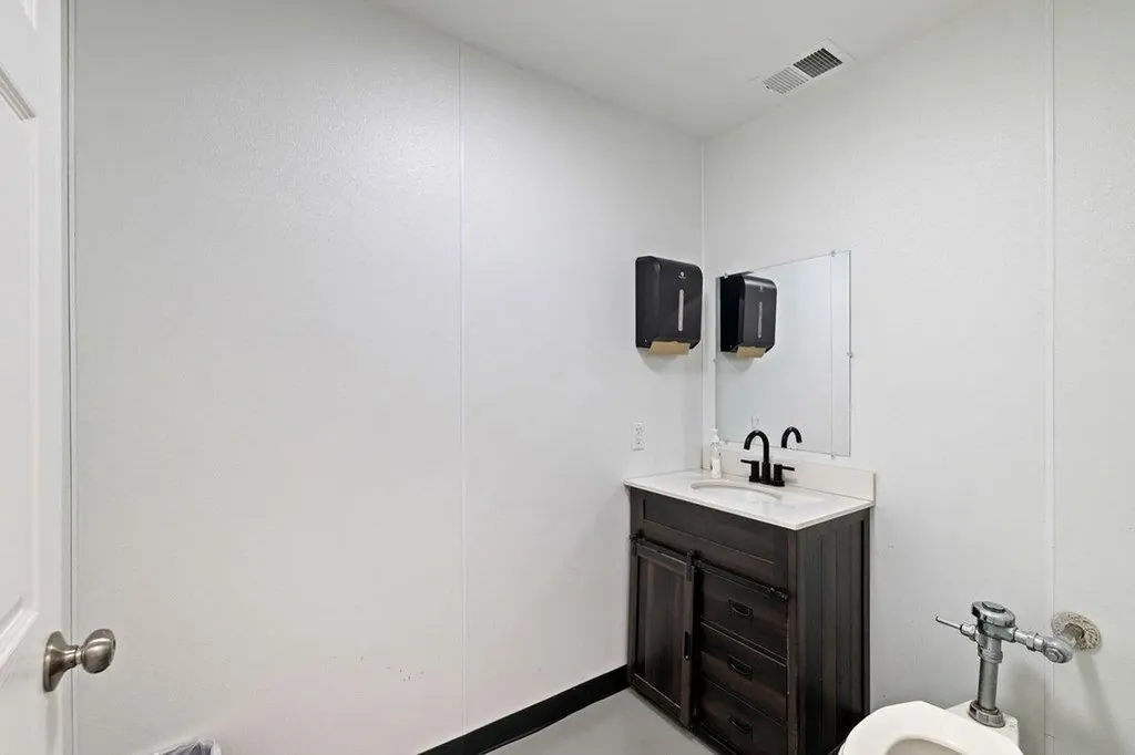 101 John Kelly Street Burnet TX 78611