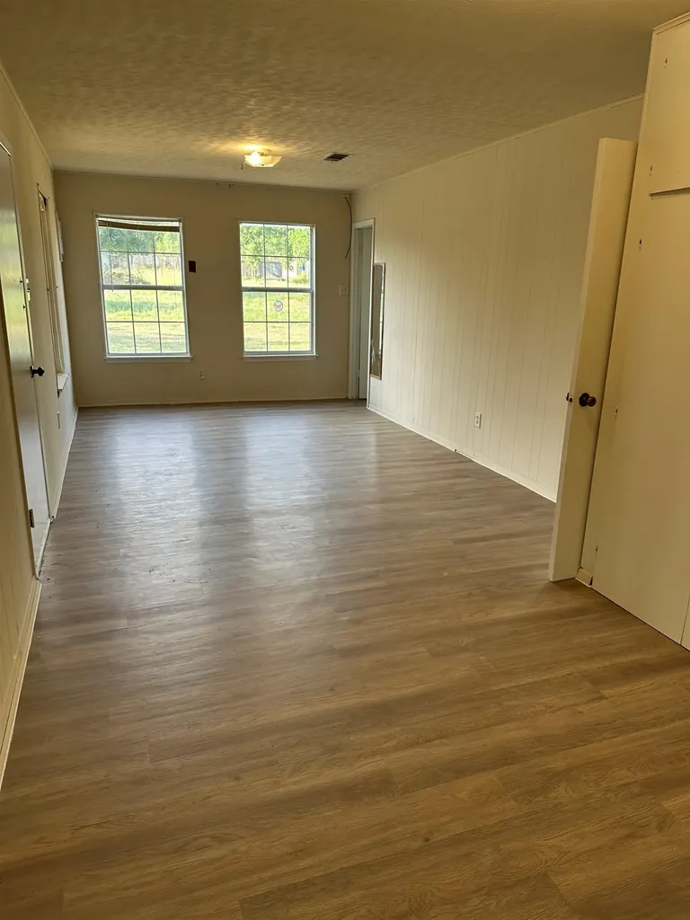 845 Aspen Cottonwood Shores TX 78657
