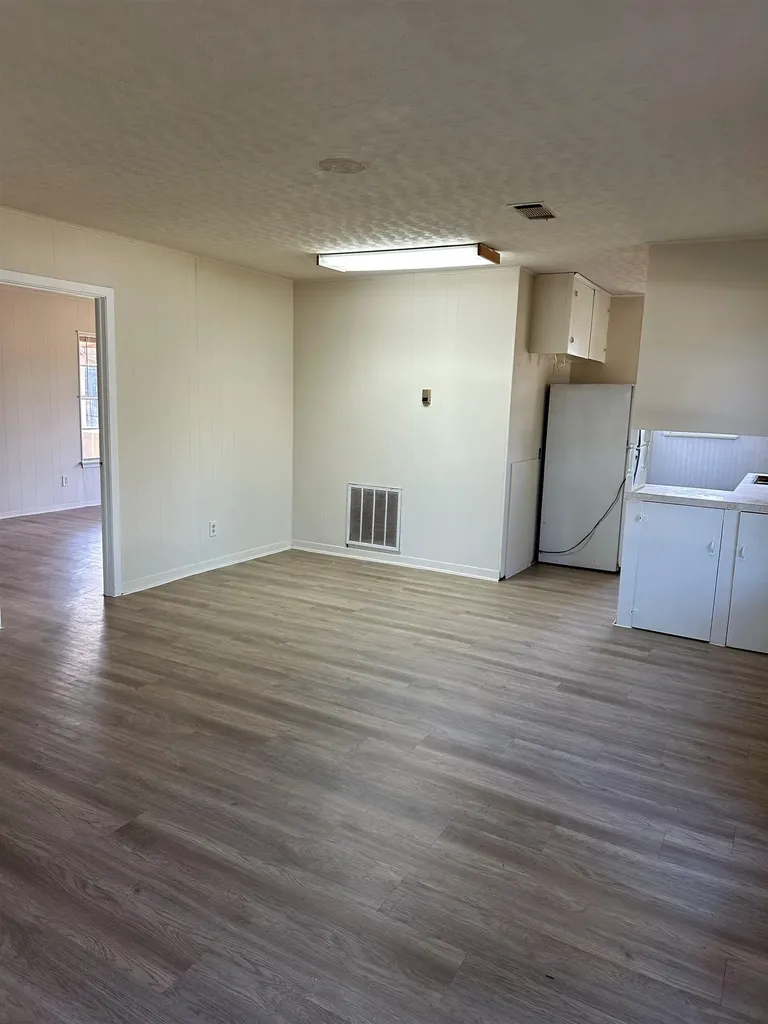 845 Aspen Cottonwood Shores TX 78657