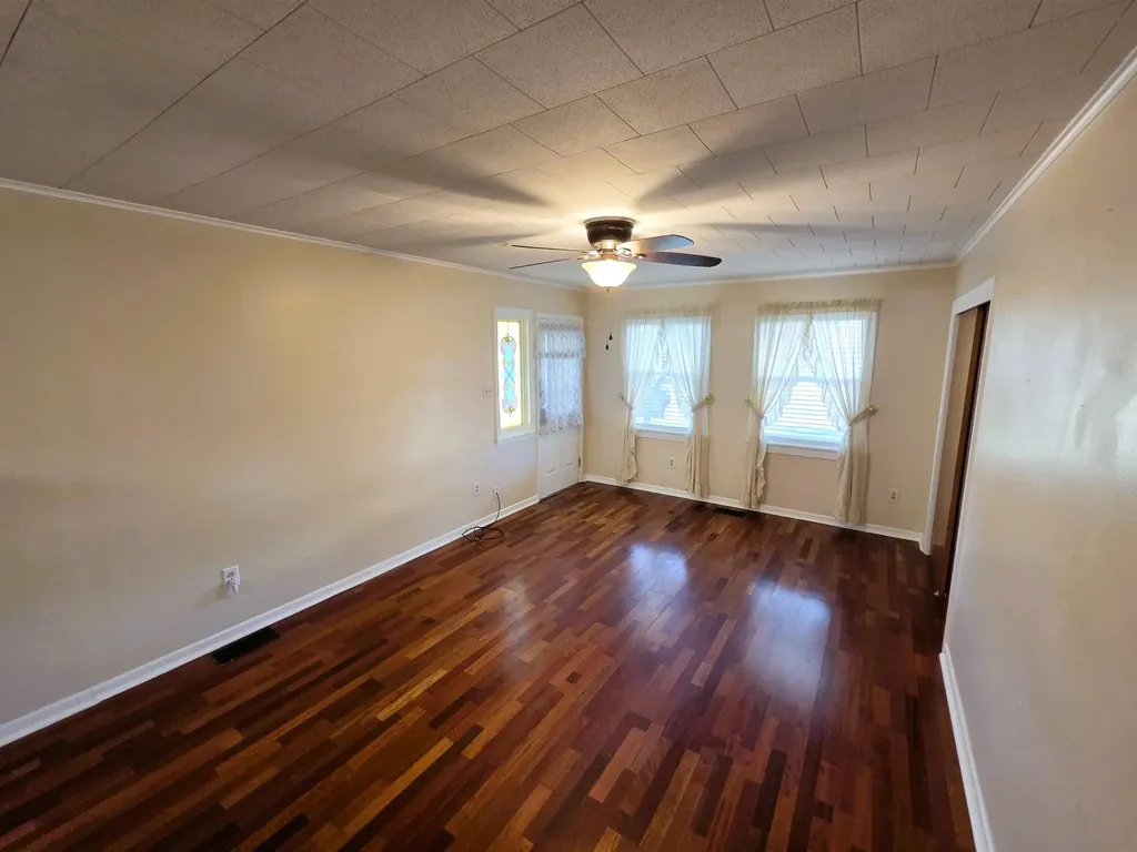 903 Wright Street Llano TX 78643