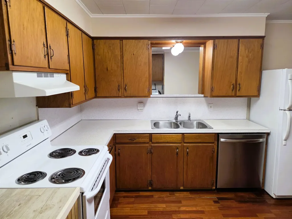 903 Wright Street Llano TX 78643