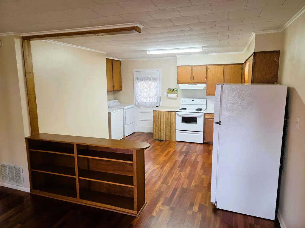 903 Wright Street Llano TX 78643