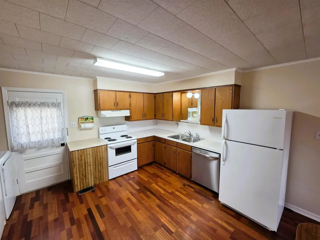 903 Wright Street Llano TX 78643