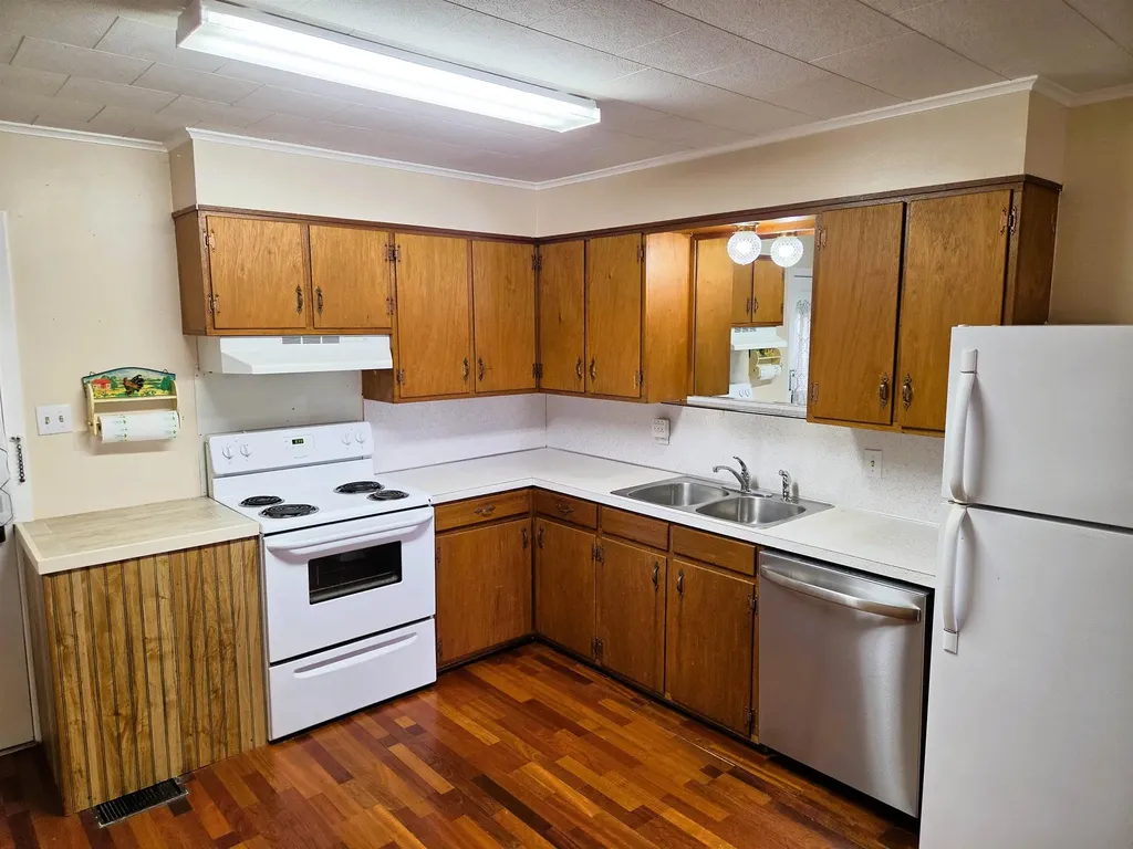 903 Wright Street Llano TX 78643