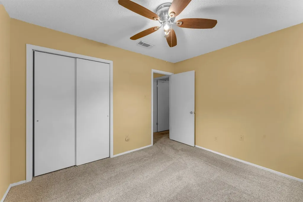 1607 Oatman Llano TX 78643