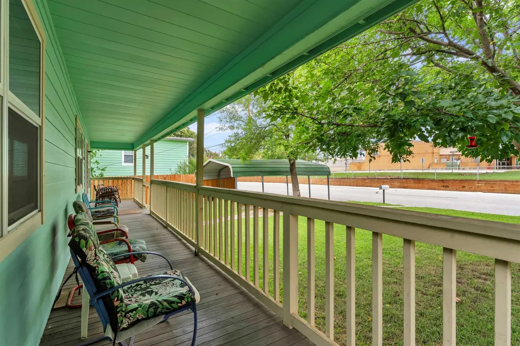 1607 Oatman Llano TX 78643