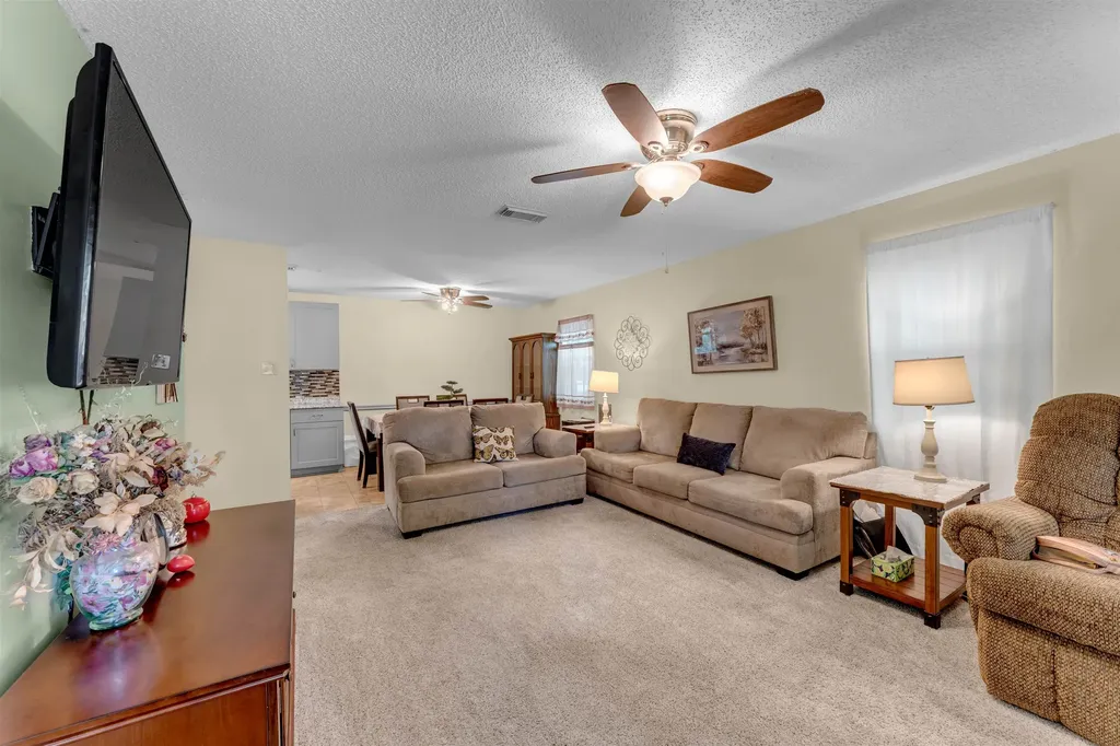 1607 Oatman Llano TX 78643