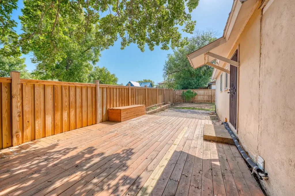 103 E Lampasas Street Llano TX 78643