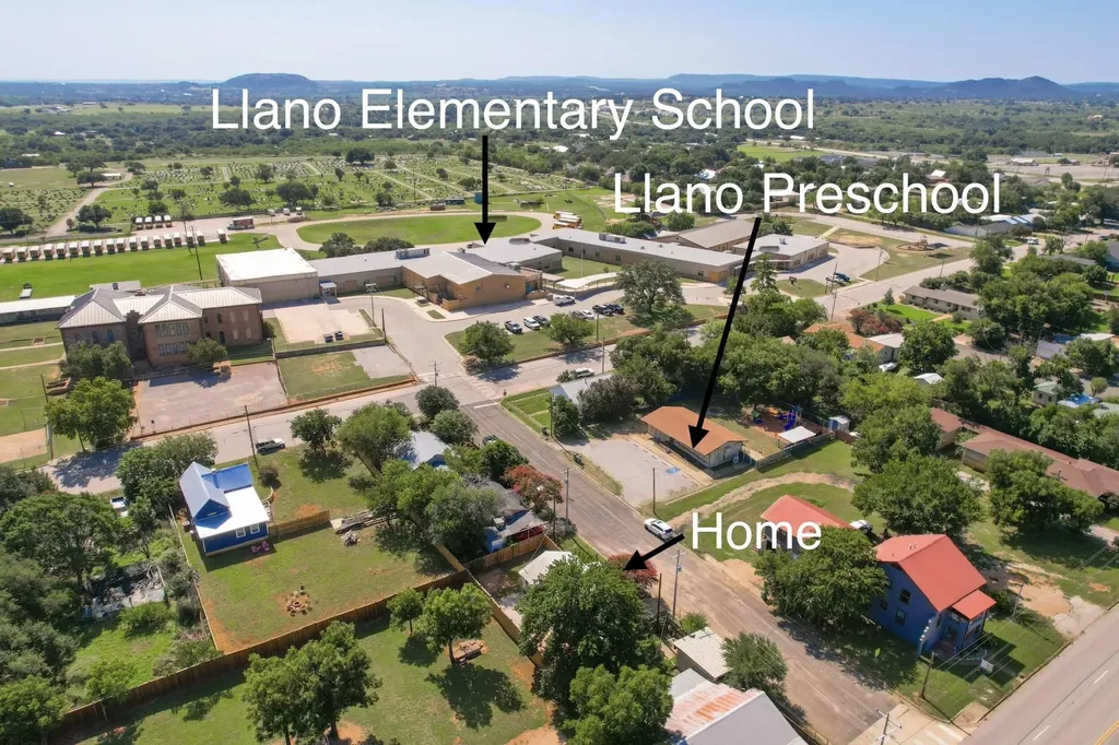103 E Lampasas Street Llano TX 78643