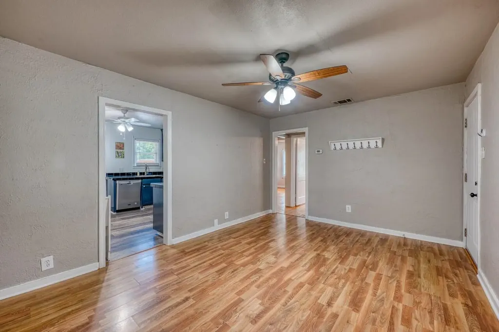 103 E Lampasas Street Llano TX 78643