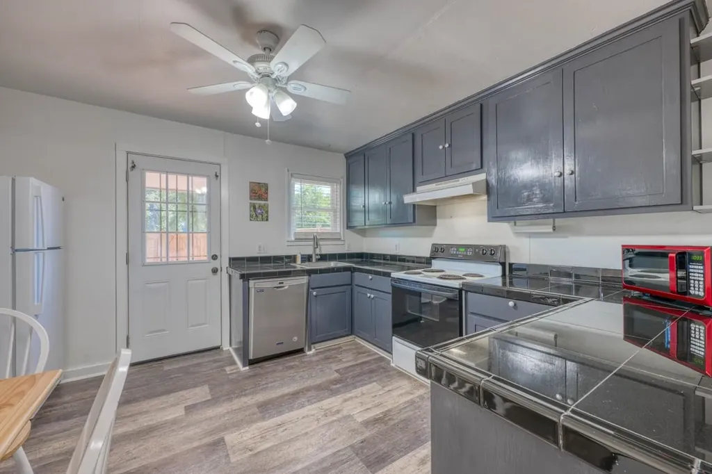 103 E Lampasas Street Llano TX 78643