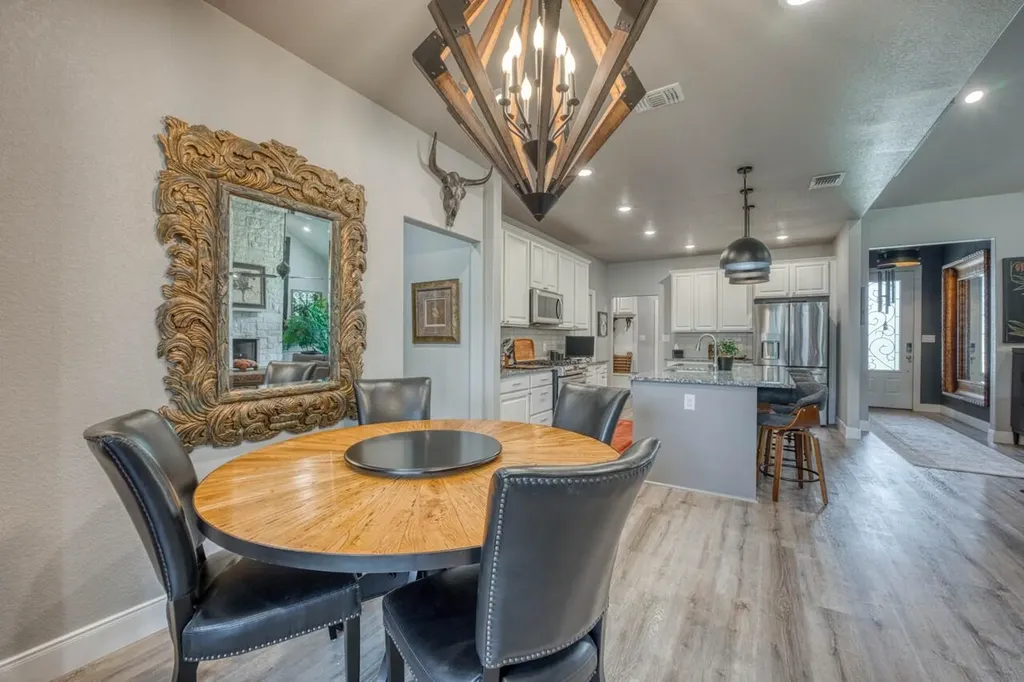 108 Lakecliff Drive Kingsland TX 78639