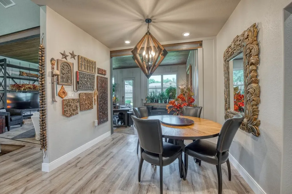 108 Lakecliff Drive Kingsland TX 78639