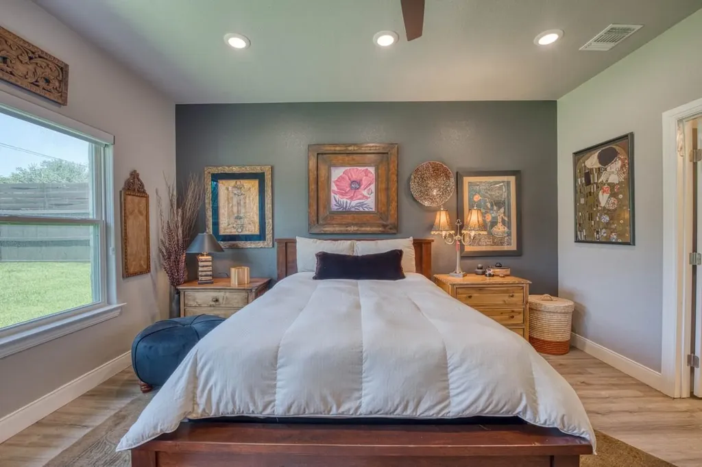 108 Lakecliff Drive Kingsland TX 78639