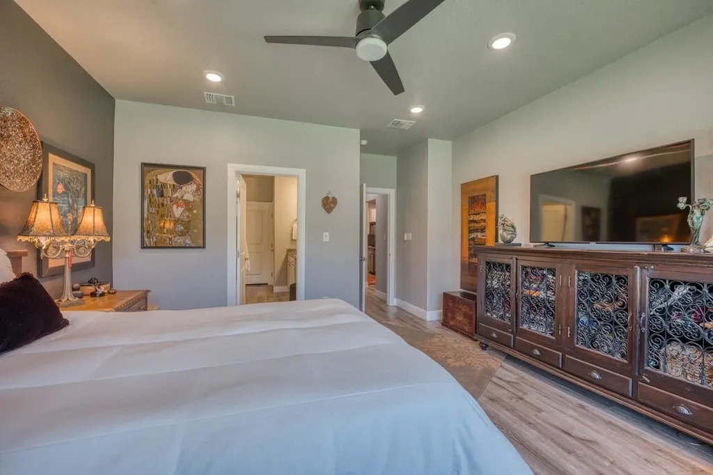 108 Lakecliff Drive Kingsland TX 78639