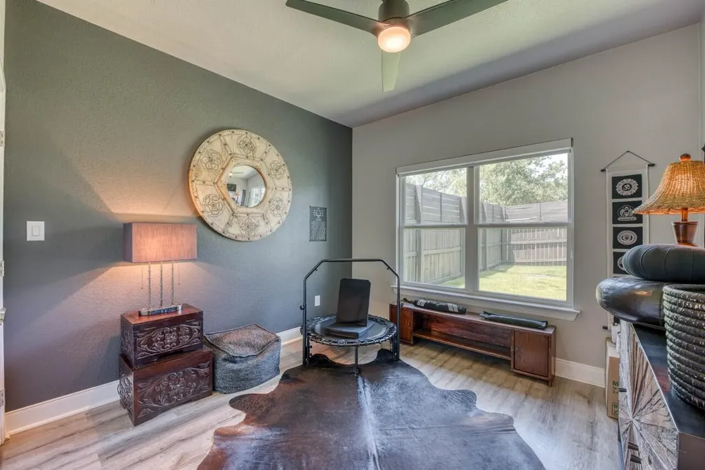 108 Lakecliff Drive Kingsland TX 78639