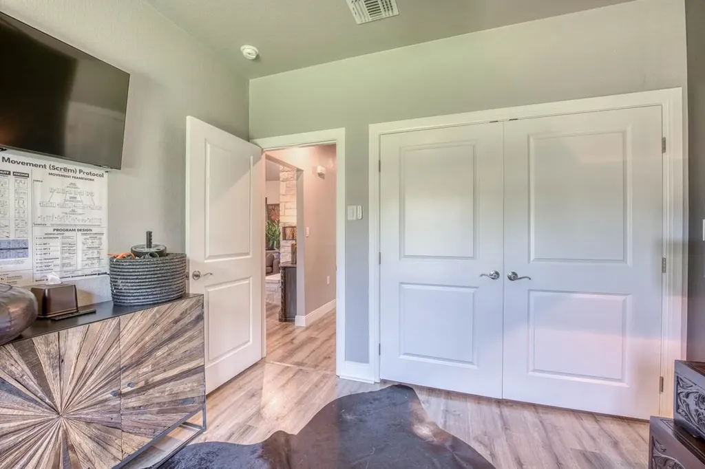 108 Lakecliff Drive Kingsland TX 78639