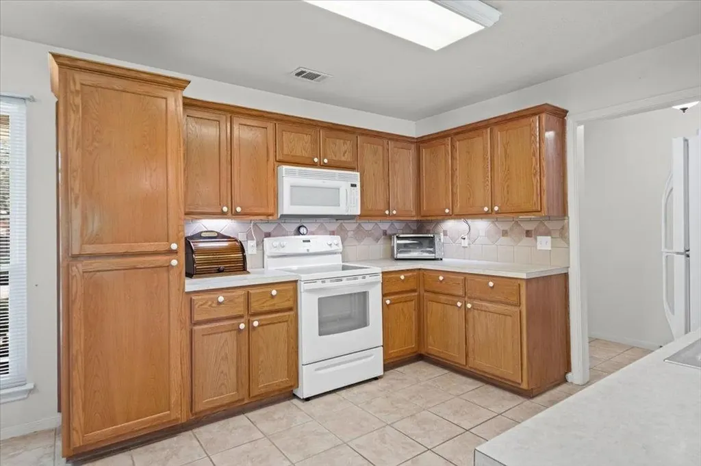 1601 E Johnson St Street Burnet TX 78611