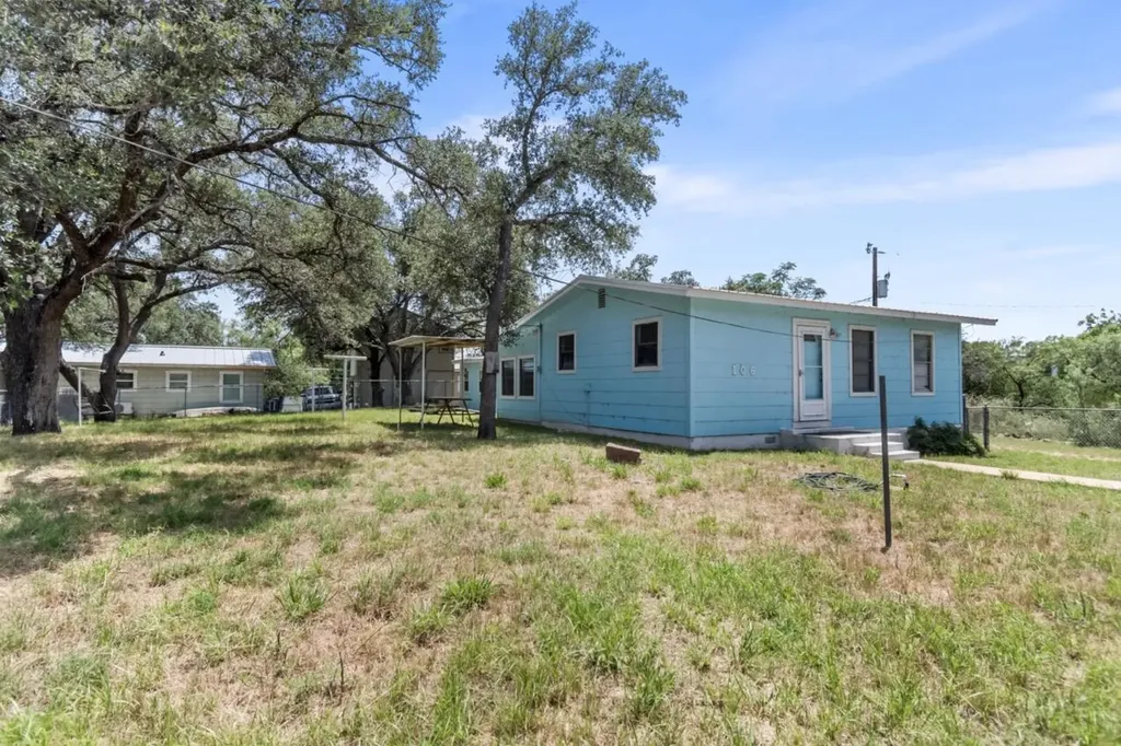 106 Beach Drive Sunrise Beach TX 78643