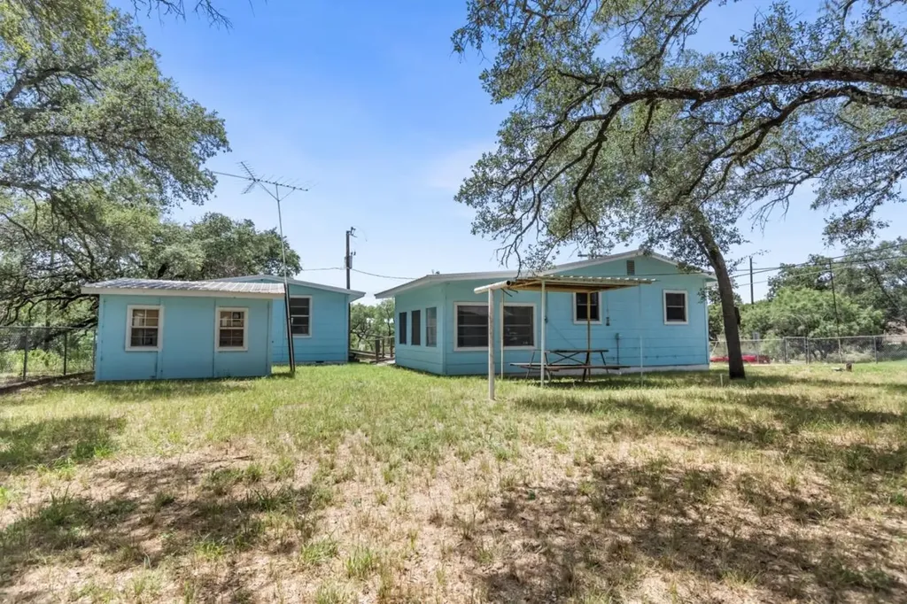 106 Beach Drive Sunrise Beach TX 78643