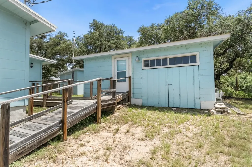 106 Beach Drive Sunrise Beach TX 78643