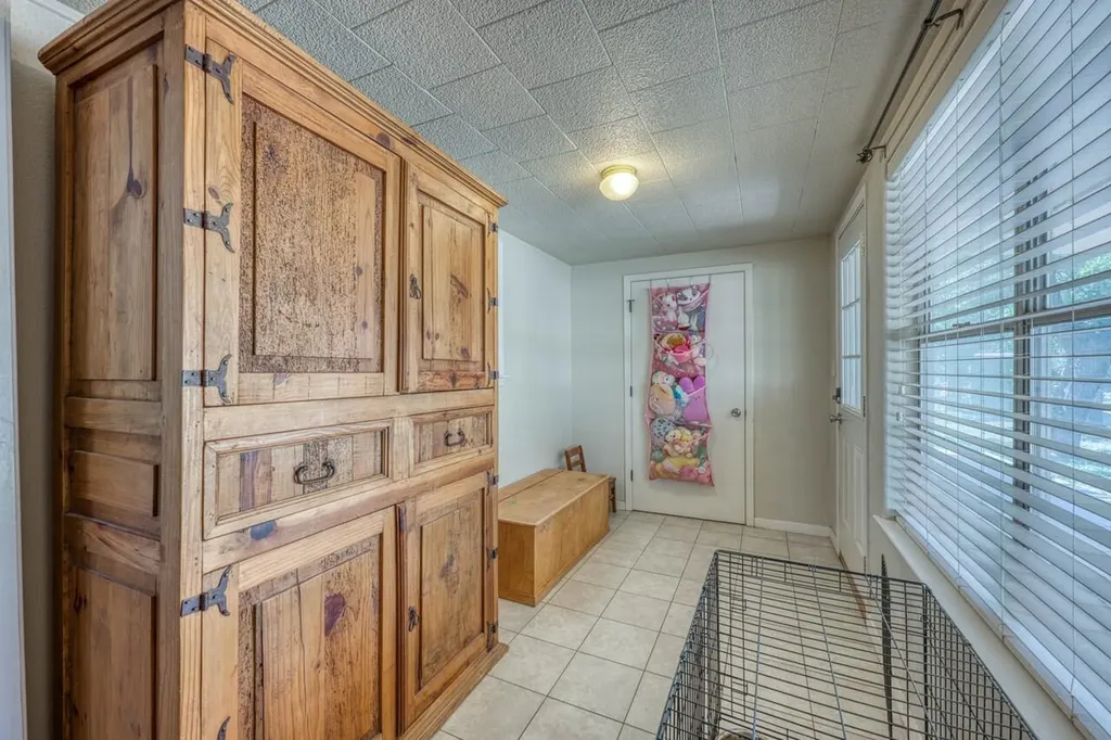 1928 Ridgeview Kingsland TX 78639