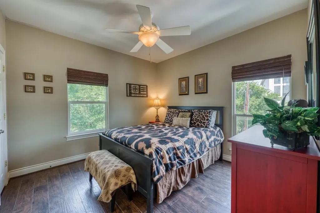 1605 Glen Cove Drive Kingsland TX 78639