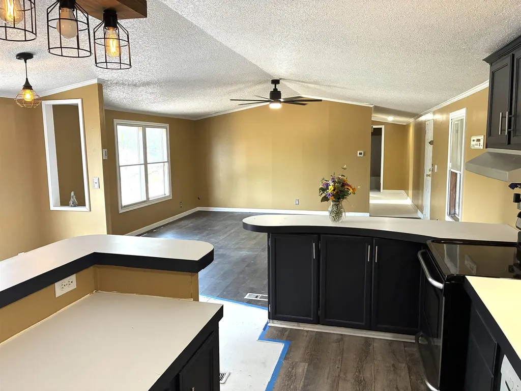 2205 5th Street Horseshoe Bay TX 78657
