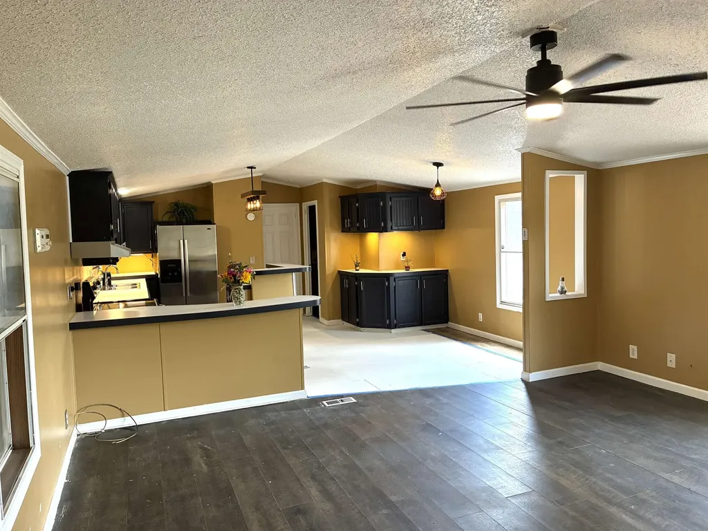 2205 5th Street Horseshoe Bay TX 78657