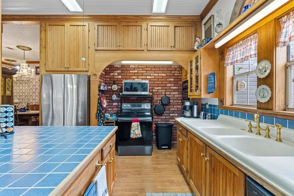 2403 Maple Lane Kingsland TX 78639