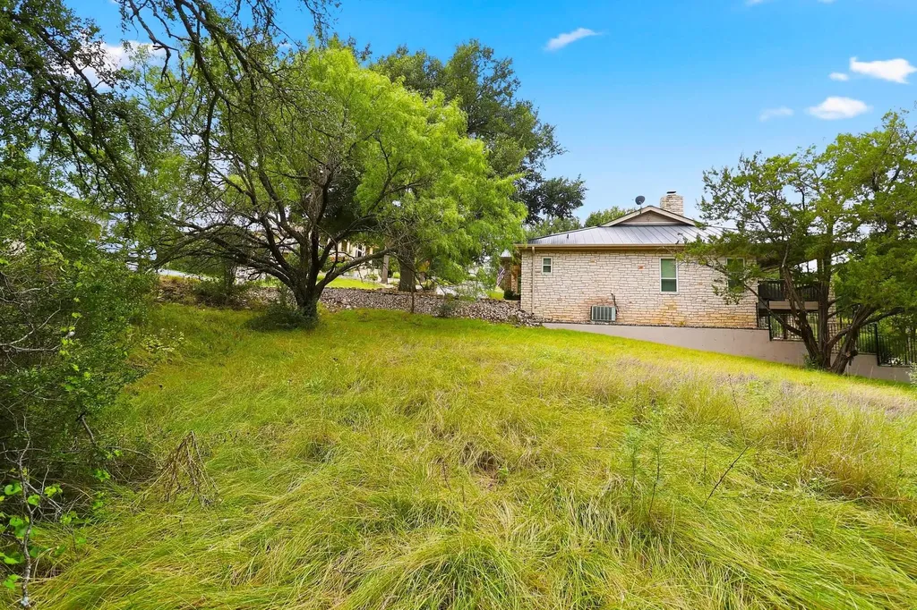 1904 Fault Line Drive Horseshoe Bay TX 78657