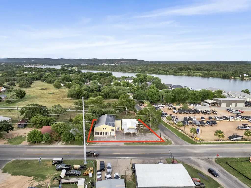 1419 Euel Moore Drive Kingsland TX 78639