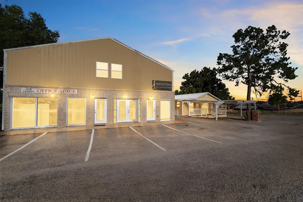 1419 Euel Moore Drive Kingsland TX 78639