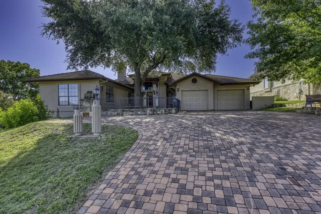 131 Florentine Horseshoe Bay TX 78657
