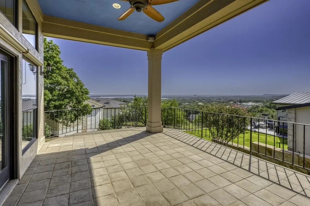 131 Florentine Horseshoe Bay TX 78657