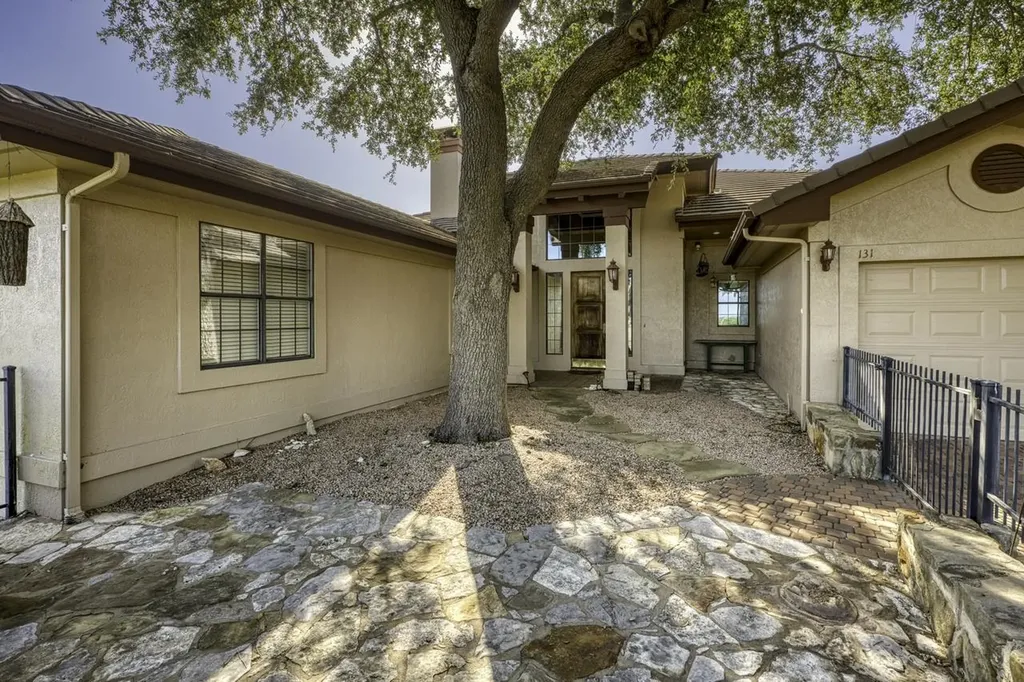 131 Florentine Horseshoe Bay TX 78657