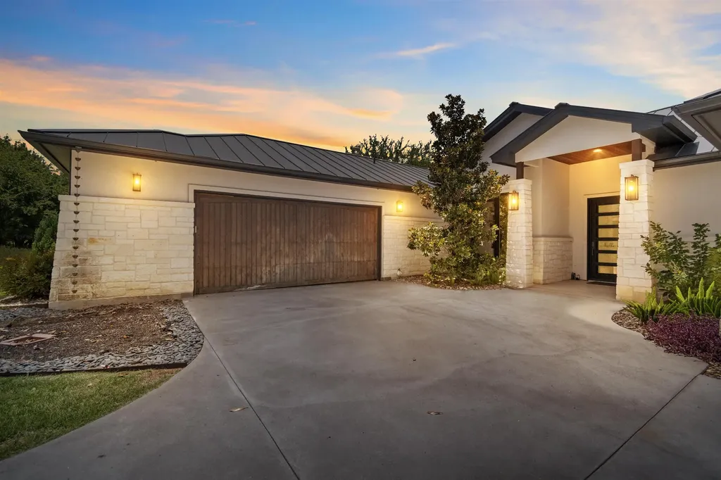 118 Brandywine Horseshoe Bay TX 78657