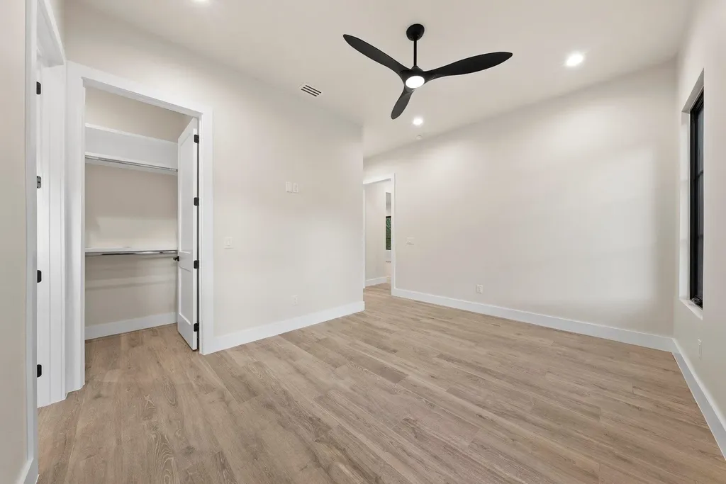 505 Fire Horseshoe Bay TX 78657