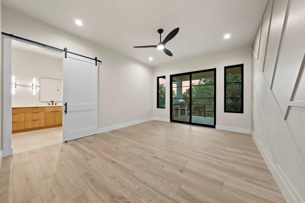 505 Fire Horseshoe Bay TX 78657