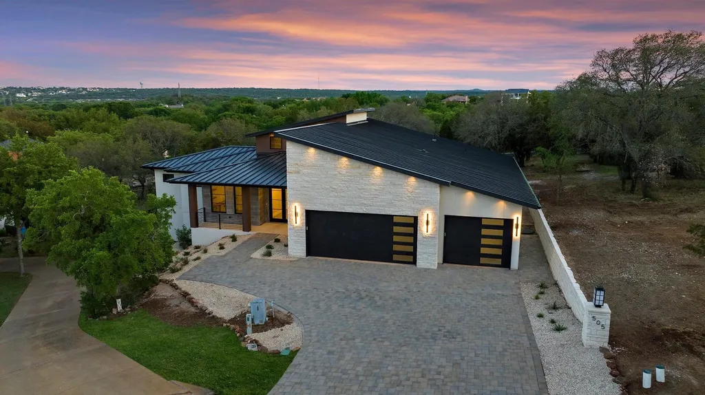 505 Fire Horseshoe Bay TX 78657