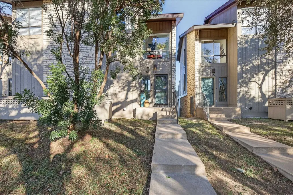 104 Island Drive Horseshoe Bay TX 78657