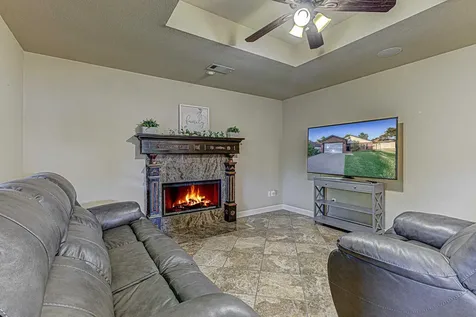 1916 Mcarthur Avenue Kingsland TX 78639