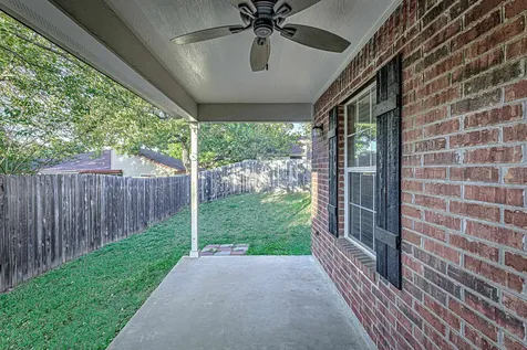 1916 Mcarthur Avenue Kingsland TX 78639
