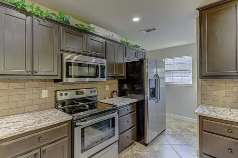 1916 Mcarthur Avenue Kingsland TX 78639