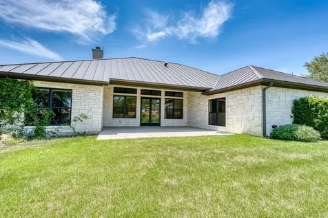 301 Sun Ray Horseshoe Bay TX 78657